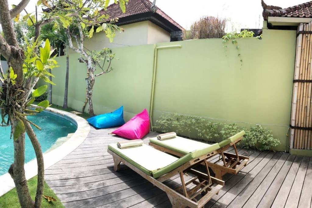 Villa Noretsy Семиняк Екстериор снимка