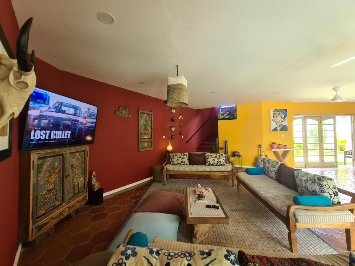 Villa Noretsy Семиняк Екстериор снимка